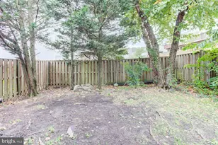 42715 Cool Breeze Square, Leesburg, VA 20176 - Photo 35