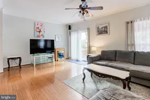 42715 Cool Breeze Square, Leesburg, VA 20176 - Photo 7