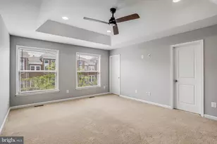 42274 Hampton Woods Terrace, Ashburn, VA 20148 - Photo 17