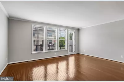 42274 Hampton Woods Terrace, Ashburn, VA 20148 - Photo 5