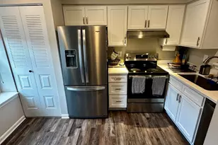 21704 Calamary Cir, Sterling, VA 20164 - Photo 3