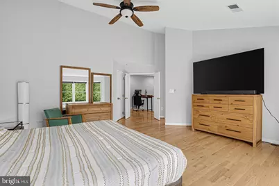 20374 Fallsway Terrace, Sterling, VA 20165 - Photo 21