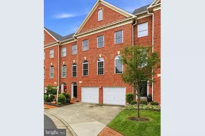 20374 Fallsway Terrace, Sterling, VA 20165 - Photo 3