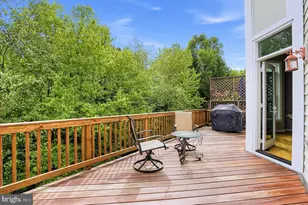 20374 Fallsway Terrace, Sterling, VA 20165 - Photo 15