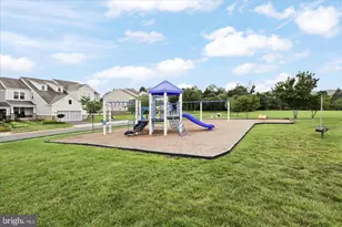 22915 Orch Grv Dr, Brambleton, VA 20148 - Photo 39