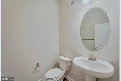1629 Field Sparrow Terrace NE, Leesburg, VA 20176 - Photo 17