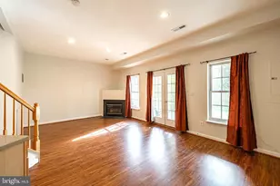 26139 Kennywood Square, Chantilly, VA 20152 - Photo 29