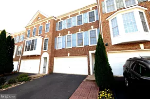 26139 Kennywood Square, Chantilly, VA 20152 - Photo 1