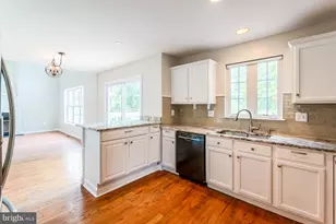 17292 Magic Mountain Dr, Round Hill, VA 20141 - Photo 7