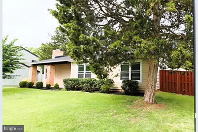 157 S Fox Road S, Sterling, VA 20164 - Photo 3