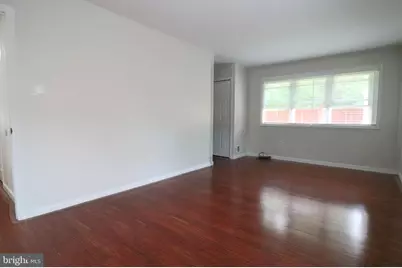 157 S Fox Road S, Sterling, VA 20164 - Photo 25
