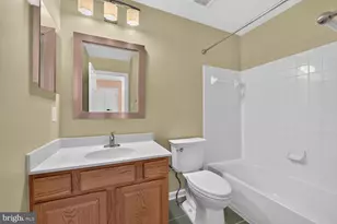 660 Burnside Terrace SE, Leesburg, VA 20175 - Photo 17