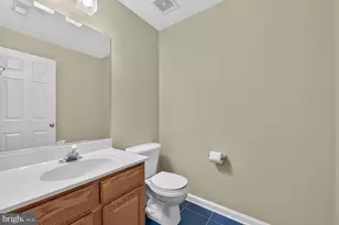660 Burnside Terrace SE, Leesburg, VA 20175 - Photo 23
