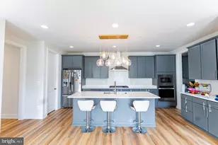 41914 Spring Air Dr, Brambleton, VA 20148 - Photo 13