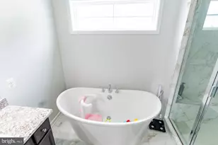 41914 Spring Air Dr, Brambleton, VA 20148 - Photo 35