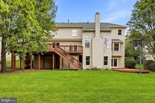 43761 Woodworth Ct, Ashburn, VA 20147 - Photo 3