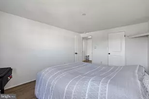 1006 Warwick Ct, Sterling, VA 20164 - Photo 23