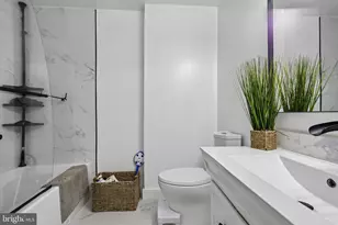 1006 Warwick Ct, Sterling, VA 20164 - Photo 21
