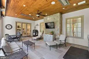 22563 Creighton Farms Dr, Leesburg, VA 20175 - Photo 23