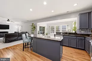 42939 Tippman Pl, Chantilly, VA 20152 - Photo 7