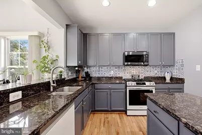 42939 Tippman Place, Chantilly, VA 20152 - Photo 5