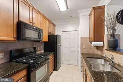502 Sunset View Terrace SE #104, Leesburg, VA 20175 - Photo 29