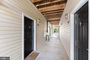 502 Sunset View Terrace SE, Leesburg, VA 20175 - Photo 13