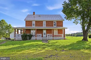 43086 Lucketts Rd, Leesburg, VA 20176 - Photo 1