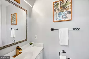 21140 Winding Brook Square, Ashburn, VA 20147 - Photo 21