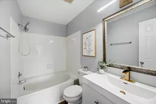 21140 Winding Brook Square, Ashburn, VA 20147 - Photo 17