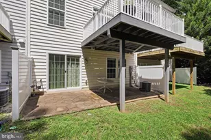 20200 Center Brook Square, Sterling, VA 20165 - Photo 29