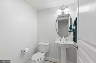 20200 Center Brook Square, Sterling, VA 20165 - Photo 27