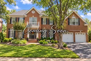 19928 Hazeltine Pl, Ashburn, VA 20147 - Photo 1
