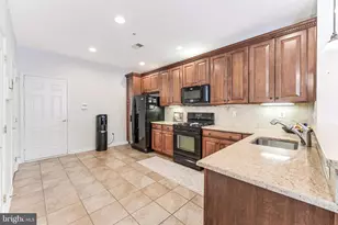 22681 Settlers Trail Terrace, Brambleton, VA 20148 - Photo 11
