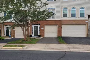 24730 Clock Tower Square, Aldie, VA 20105 - Photo 3