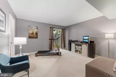 35872 Devon Park Square, Round Hill, VA 20141 - Photo 7