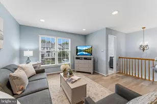 35872 Devon Park Square, Round Hill, VA 20141 - Photo 17