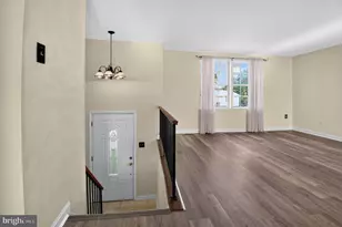 110 N Garfield Rd, Sterling, VA 20164 - Photo 5