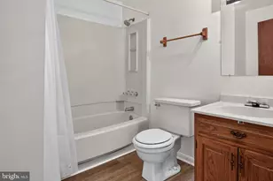 110 N Garfield Rd, Sterling, VA 20164 - Photo 25