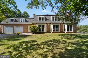 15012 Clover Hill Rd, Waterford, VA 20197 - Photo 11