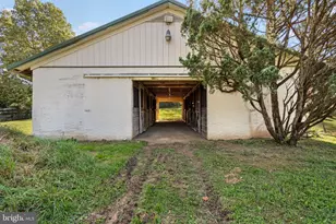 15012 Clover Hill Rd, Waterford, VA 20197 - Photo 67