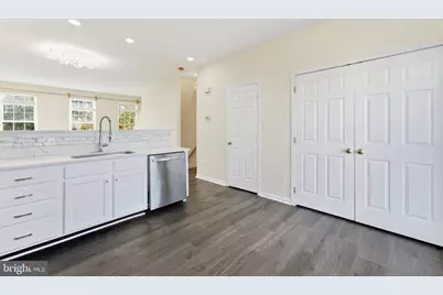 42838 Smallwood Terrace, Chantilly, VA 20152 - Photo 9