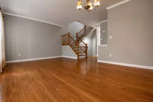 21002 Kittanning Ln, Ashburn, VA 20147 - Photo 11