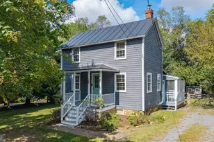 211 E G St, Purcellville, VA 20132 - Photo 1
