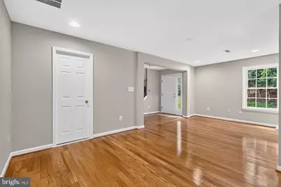 47740 Warwickshire Terrace, Sterling, VA 20165 - Photo 9