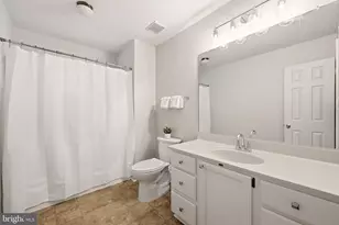 273 Terrie Dr, Sterling, VA 20165 - Photo 29