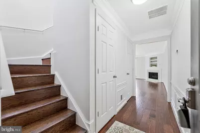 21799 Baldwin Square #303, Sterling, VA 20164 - Photo 5