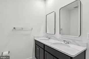42145 Shining Star Sq, Brambleton, VA 20148 - Photo 27