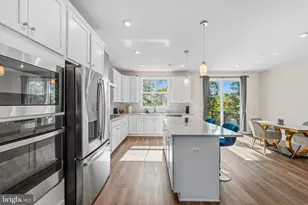 42145 Shining Star Sq, Brambleton, VA 20148 - Photo 5