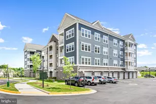 21894 Hawksbill High Cir, Sterling, VA 20164 - Photo 29
